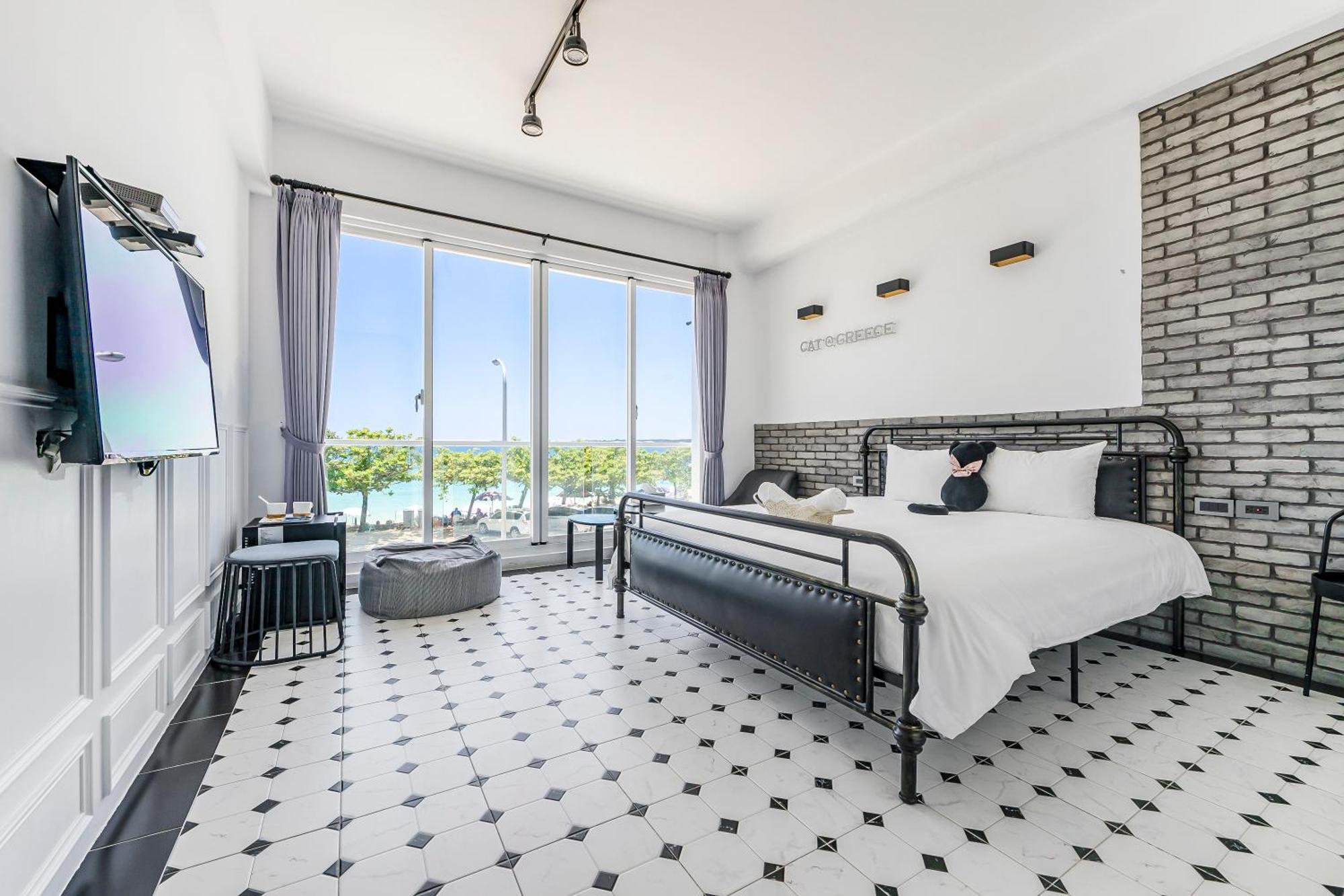 Cat At Greece Bed & Breakfast Nanwan Bagian luar foto